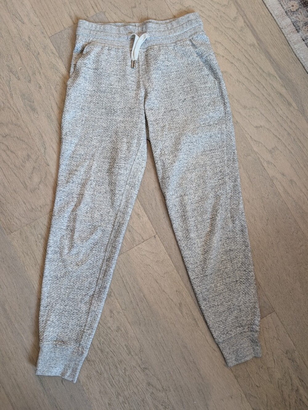 lululemon athletica Heather Light Gray Women's Jogger Sweatpants